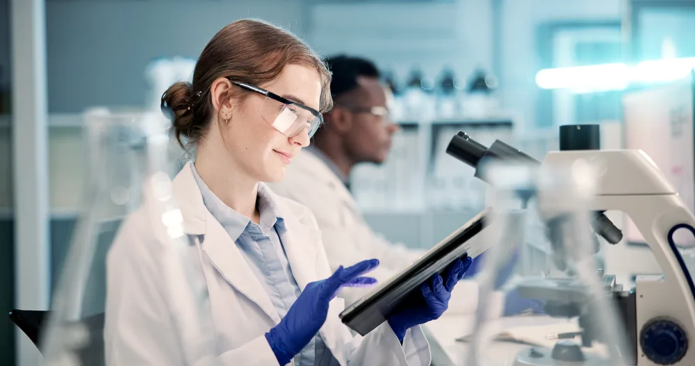 LABORATOIRE